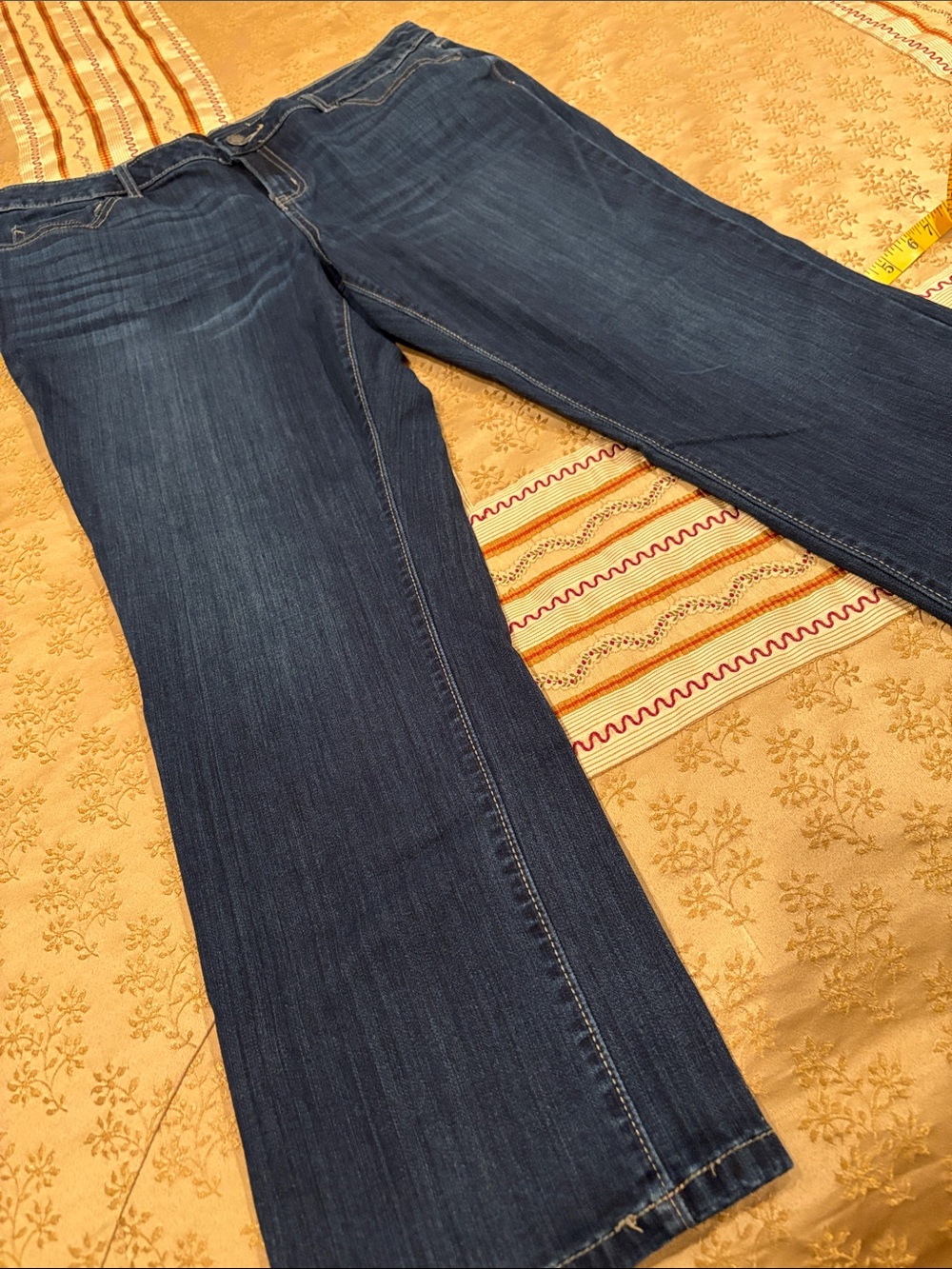 Simply Vera Vera Wang Dark Blue Capri/Cropped Jeans, Mid Rise, Cotton Blend, 14